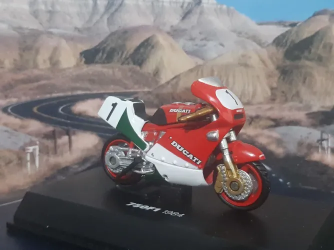 Miniatura Ducati 750 F1 LEIA DESCRIÇÃO