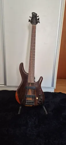 Contrabaixo Tagima Millenium 5 Cordas