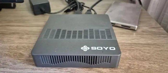 M2 Air Soyo mini Pc + hd500gb