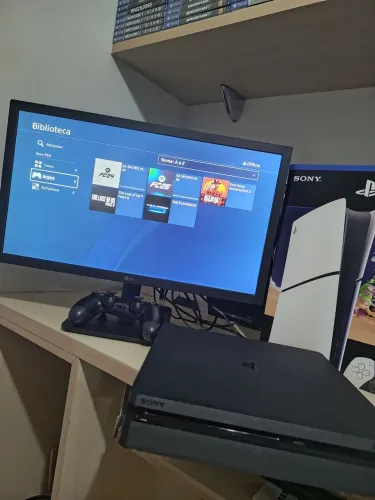 PS4 slim + FC 26 e outros jogos