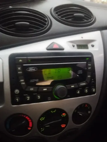 Radio  Ford original Focus e ranger 