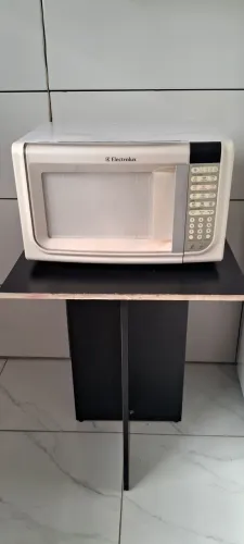 Microondas Eletrolux 31 litros Grande Voltagem 220v Entrego R$299