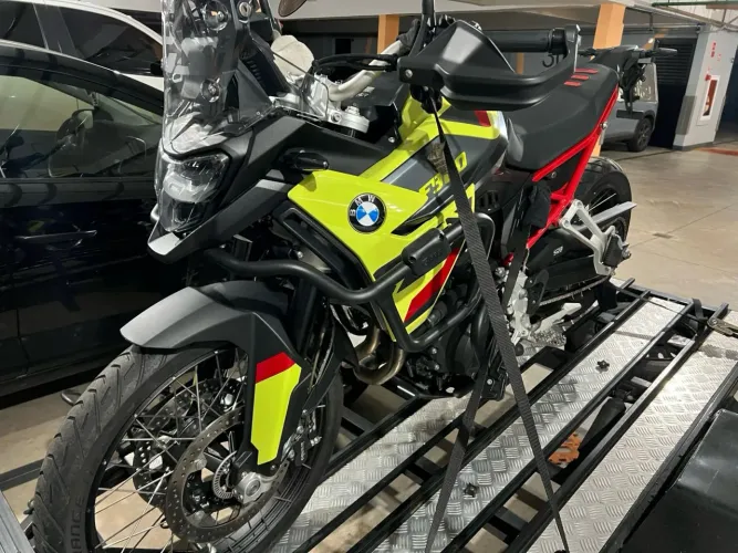 BMW F 900 GS