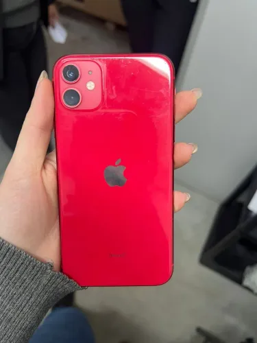 iPhone 11
