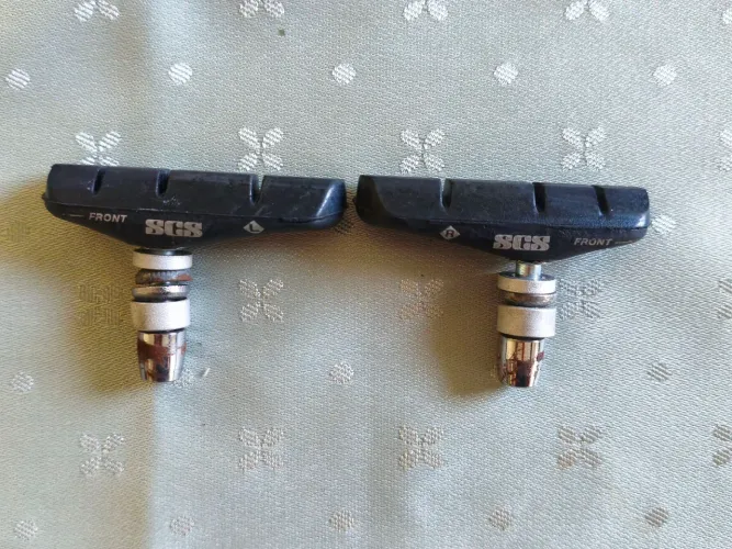 SAPATA DE FREIO ALIEN VBRAKE 63mm <br>-sapata de freio alien v-brake orbitral 63 mm R$10