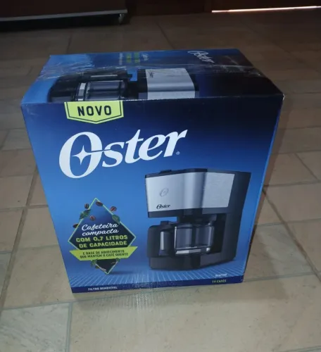 Cafeteira Oster Compacta NOVA