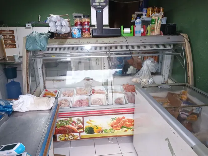 Vendo um Baucom de frios