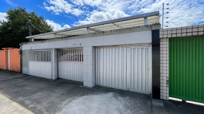 CASA NO ENGENHO DO MEIO, RUA CALÇADA, 4 QUARTOS (2 SUÍTES), DEPENDÊNCIA, CHURRASQUEIRA