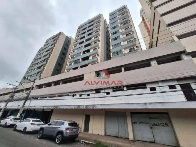 Apartamento com 2 dormitórios para alugar, por R$ 1850,00/mês - Aterrado - Volta Redonda/R