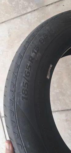 Pneu continental 185/65 R 15 88H