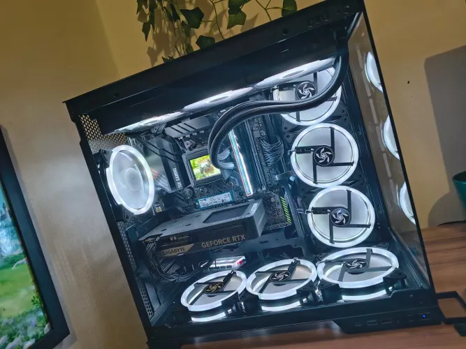 Computador Gamer com poucos meses de uso