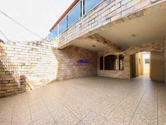 Excelente casa para locação no Bairro Cardoso!