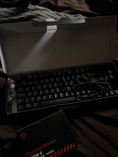 Kit Mouse e Teclado Mecânico