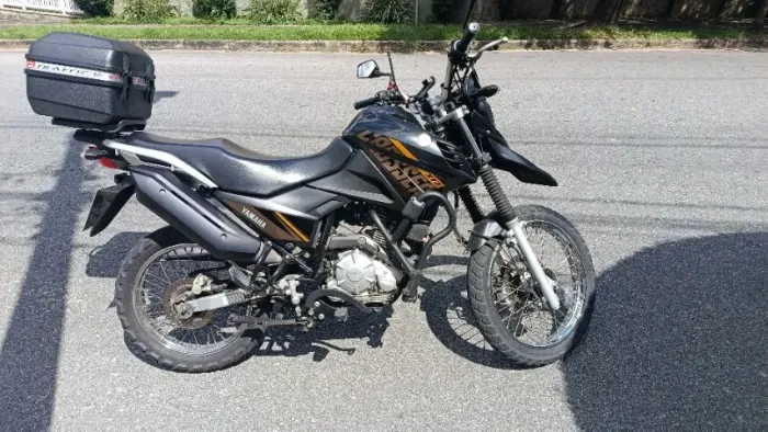 Crosser