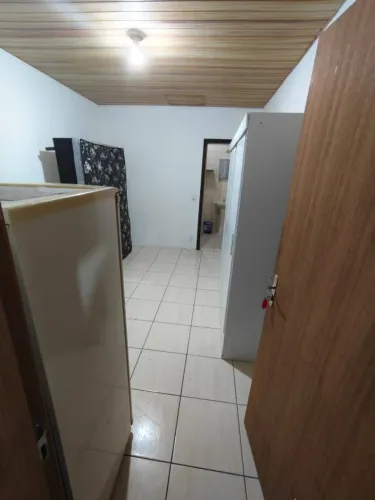 Alugo Kitnet centro bairro Ponta Aguda - Água e Luz inclusas para 1 pessoa