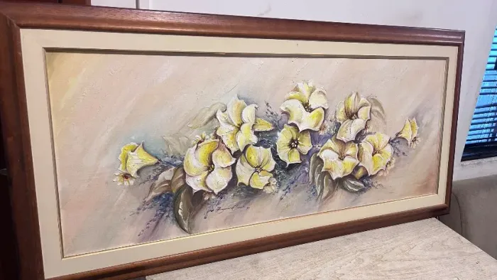 Quadro Óleo Sobre Tela Floral Assinado - Moldura de Madeira (1,10m x 0,50m)