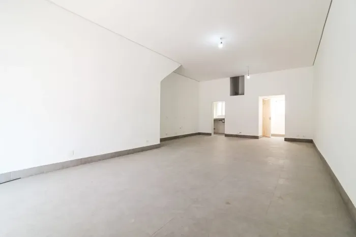 Loja na Estrada do M'Boi Mirim, 1662 - Loja 61 m²