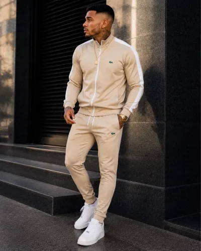 Conjunto jaqueta e calça