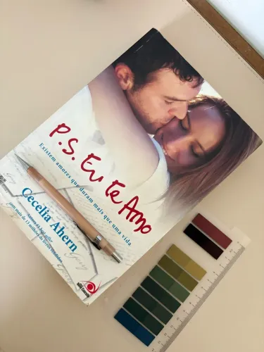 Livro P.S. Eu Te Amo - Cecelia Ahern (Editora Novo Conceito)