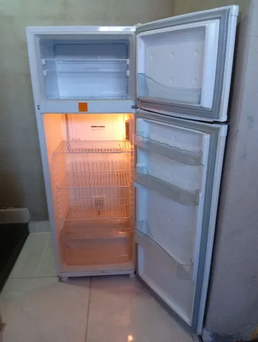 Vendo geladeira em perfeito funcionamento