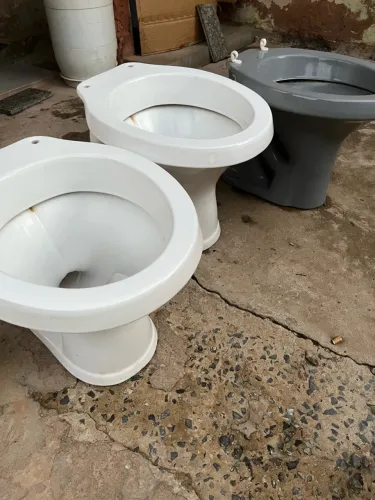 3 Vasos Sanitários usados