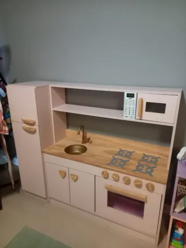 Brinquedos infantis de madeira