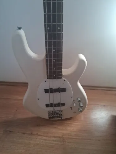 (Baixo luthier) ativo passivo troca