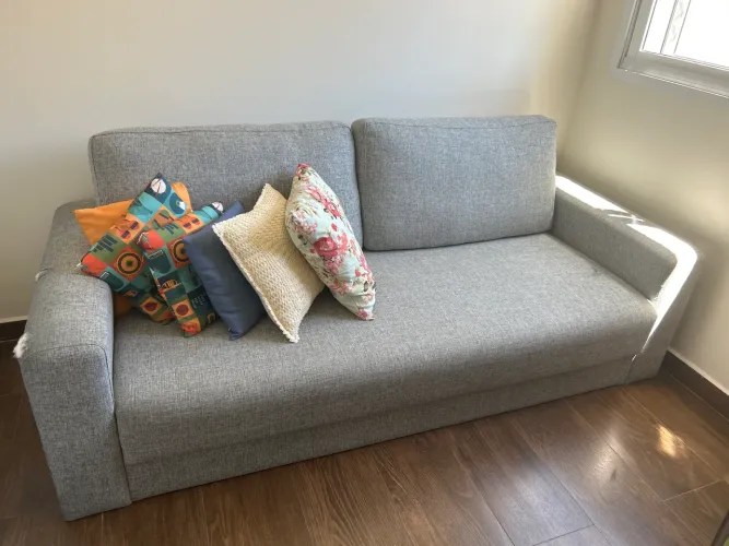 Sofá Cinza 3 lugares Tok&Stok