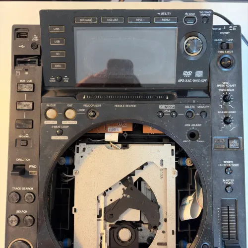 Sucata CDJ 2000