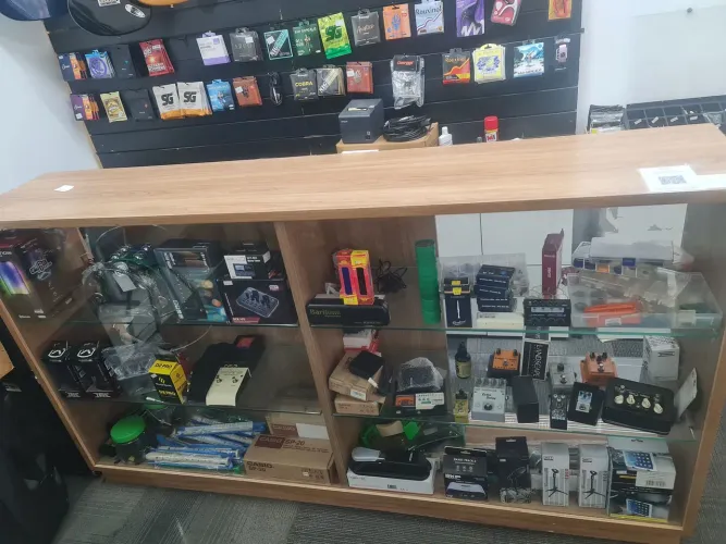 Balcão de MDF para loja