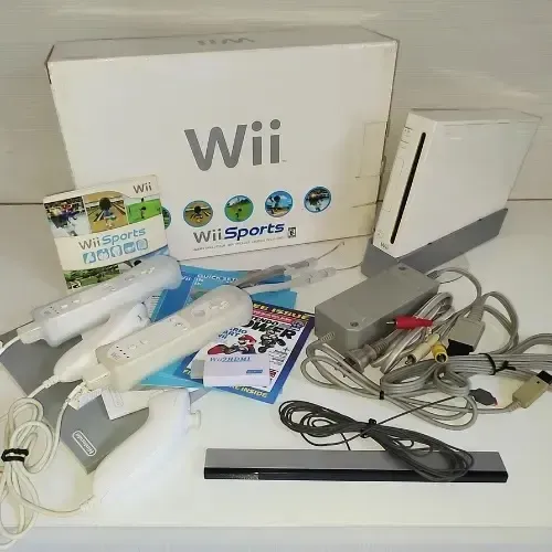 Nintendo Wii Desbloqueado Completo 2 Controles + Jogos