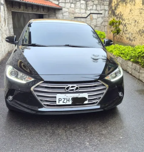 Hyundai Elantra Special Edit. 2.0 16V Flex Aut. 2017