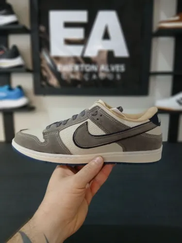 Tênis Nike Dunk novo na caixa - Tamanho 41 a pronta entrega - Envio rápido