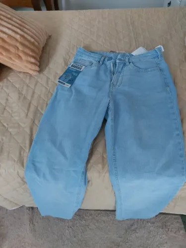 Calça feminina jeans