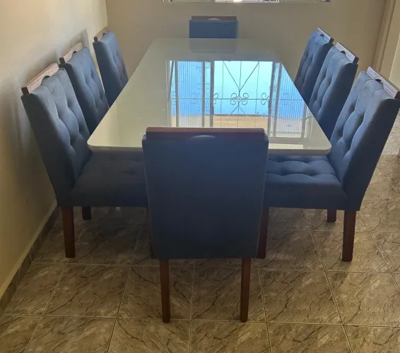 Mesa pra Sala de Estar (8 Cadeiras)