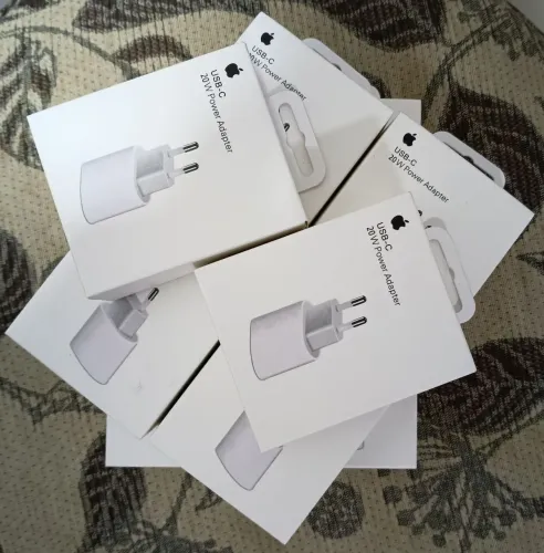 Fonte, carregador turbo 20W tipo: c 