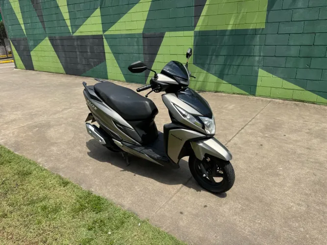 Honda Elite 2026 apenas 1900km