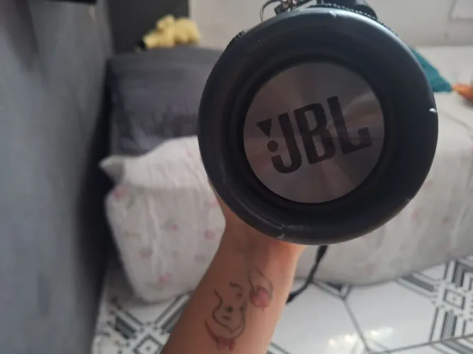 Caixa de som JBL