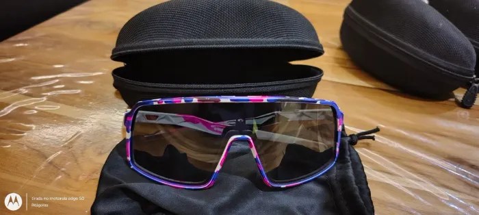 óculo Oakley 