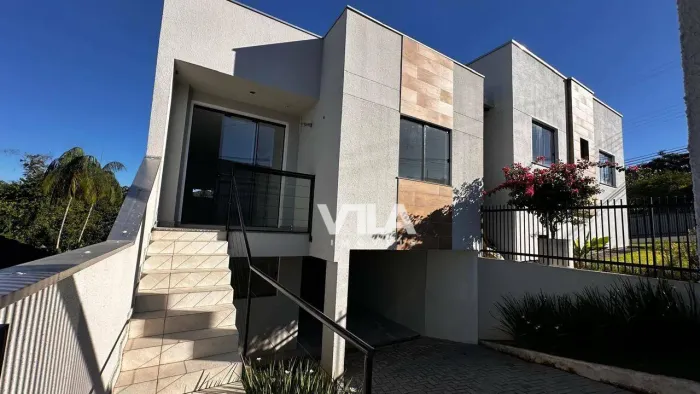 Sobrado com 3 dormitórios à venda, 128 m² por R$ 573.979,02 - Itoupava Central - Blumenau/