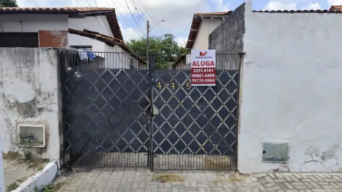 Casa para aluguel, com 1 quarto no bairro Floresta, Fortaleza/CE