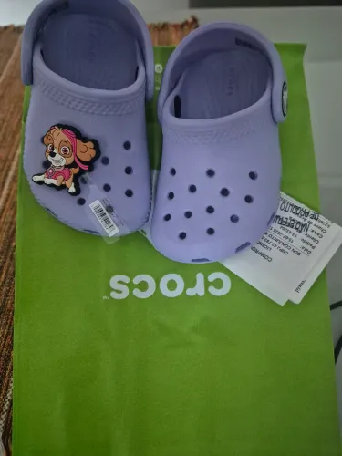 Crocs infantil novo
