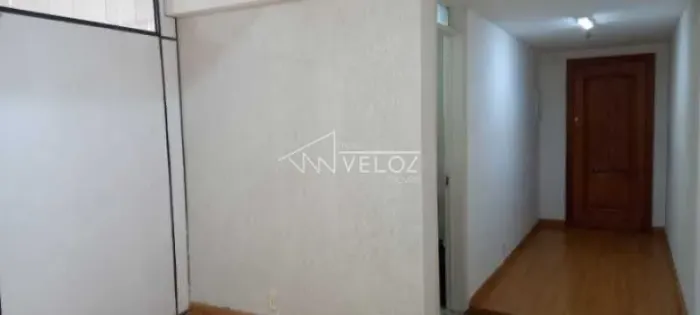 Sala - / Comercial / Centro
