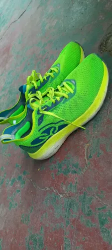 VENDO CORRE VENTO 2!! Semi novo