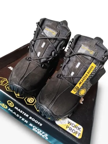 Bota de Couro - Master Boots (NOVA/NUNCA USADA)