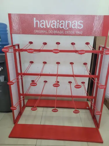 Expositor chinelos havaianas novo sem uso