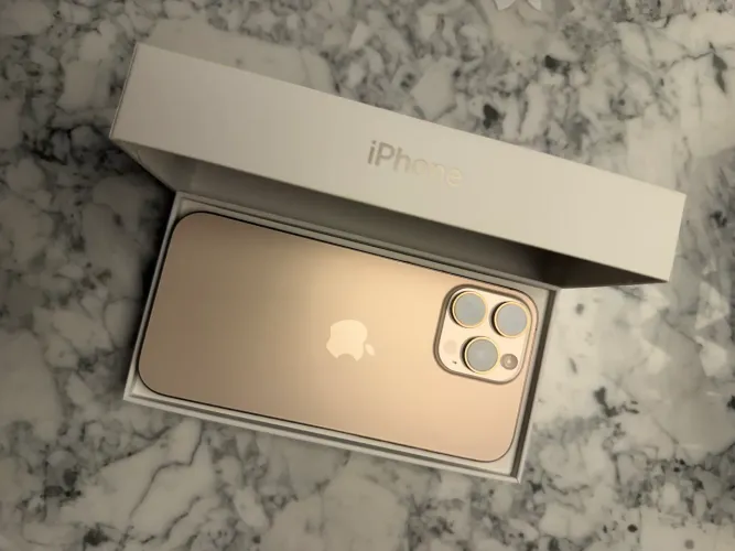iPhone 16 Promax Natural Titanium 