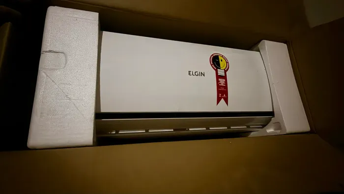 Central de ar Elgin 9000 btus 220w