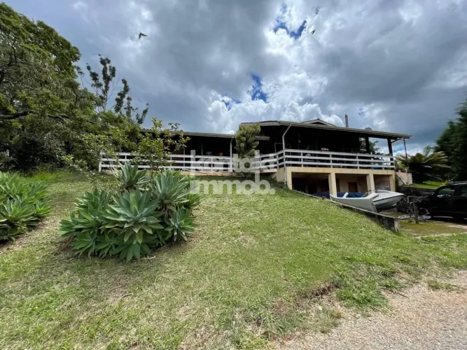 Casa de condomínio - Assobradada com 3 quartos à Venda, Limal - Piedade