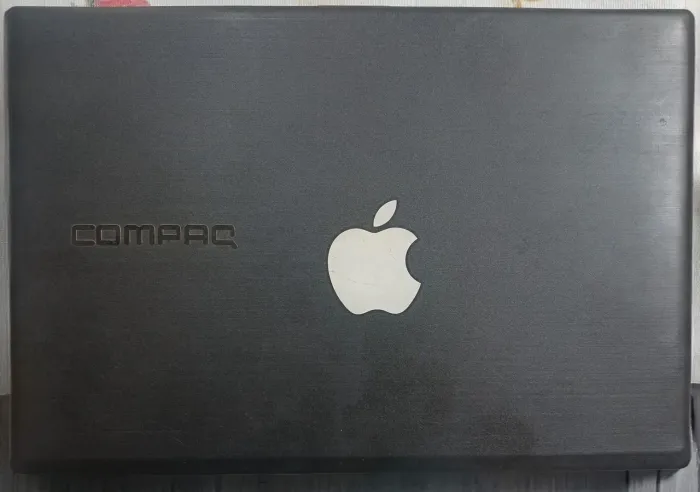 NOTEBOOK FUNCIONANDO PERFEITAMENTE (Preço pra vender hoje!!!!)